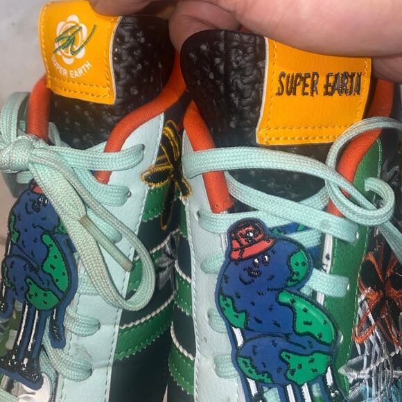 Adidas Superstar x Sean Wotherspoon Earth Day Size 9 - Picture 5 of 8